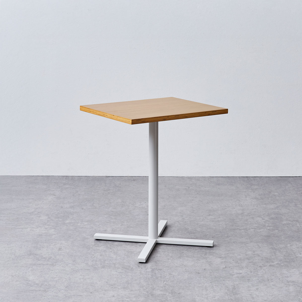 ノムル カフェテーブル ✕脚タイプ｜家具・インテリア通販の関家具【公式】