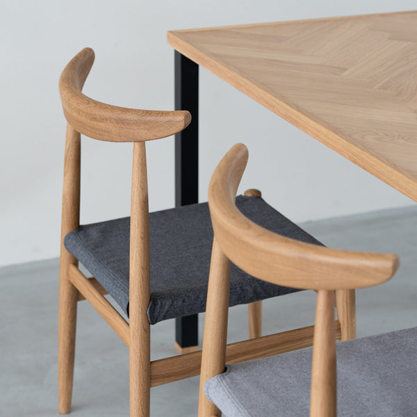 リス ダイニングチェア #本体：オーク / 座：合皮ブラック