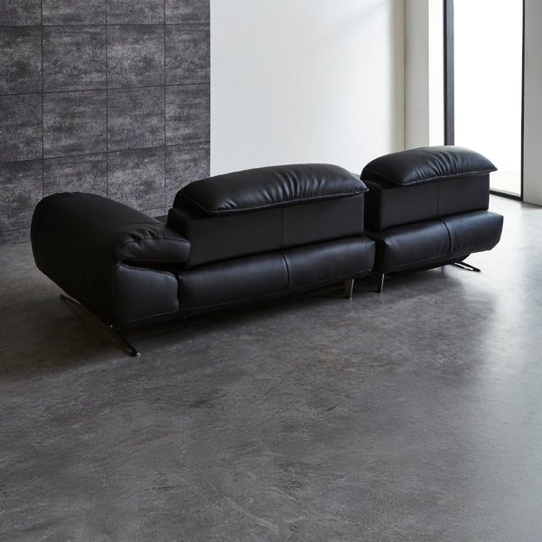 背面も美しい佇まい。 #LT01 キャメル（レザーテックス アニリン）