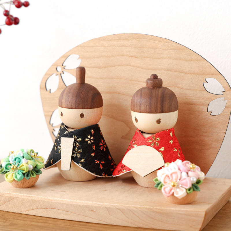 ひなの様　オーダー 木製ひな人形 菊に桜 ステージ 桜橘｜家具・インテリア通販の関家具