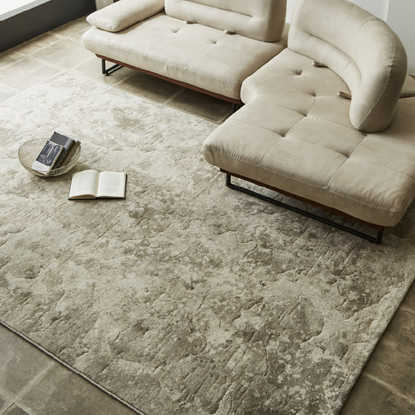 繊細な織り技術と深みのある色合いが美しいウィルトンラグ。 #200cm×290cm