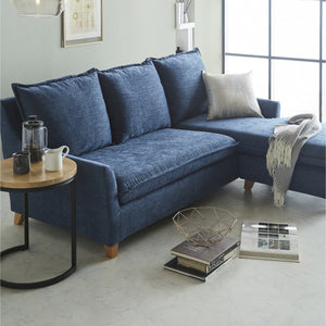 ソファにしっかりと身体を預けて、ゆったりとくつろぐことができます。 #A41 カスタード（ファブリックAランク）