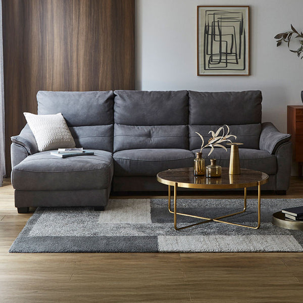 どのようなインテリアにも合わせやすい、シンプルで洗練された雰囲気のカウチソファです。 #LT01 キャメル（レザーテックス アニリン）