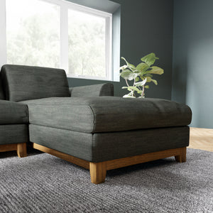 同シリーズのオットマンと組み合わせると、さらに快適性が高まります。 #A45 オリエンタルブルー（ファブリックAランク）