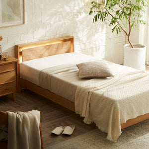 お部屋にやさしい光を灯す、 照明付きベッドフレーム。 #シングル