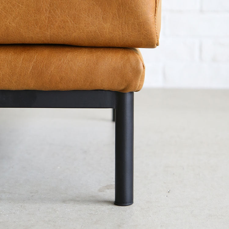 プルートソファ スツール | 家具・インテリア通販サイト CRASH GATE