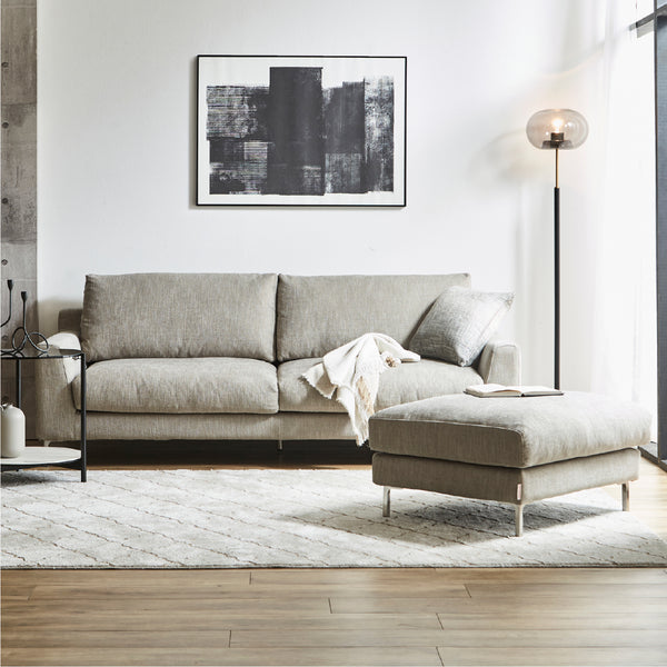 別売りのオットマンを組み合わせて、脚を伸ばしてくつろぎのスタイルとしてもお使いいただけます。 #A41 カスタード（ファブリックAランク）