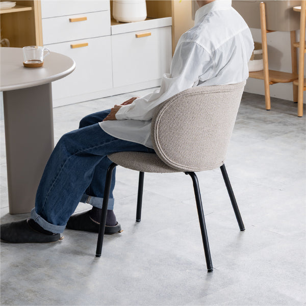 ブレッツ ダイニングチェア #ビスケット #グレー脚