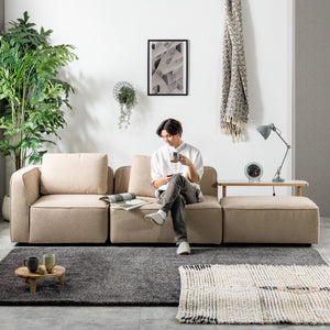 ※こちらの画像は、左からコーナー＋1人掛け＋オットマンを組み合わせています。カラーはサンドベージュです。 #サンドベージュ #ブークレ生地