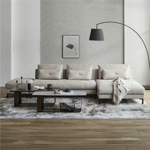 2人掛け、1.5人掛け、シェーズ、オットマンのユニット展開で、自由な組み合わせをお選びいただけます。 #PLT111 プラチナグレー（プライムレザーテックス）