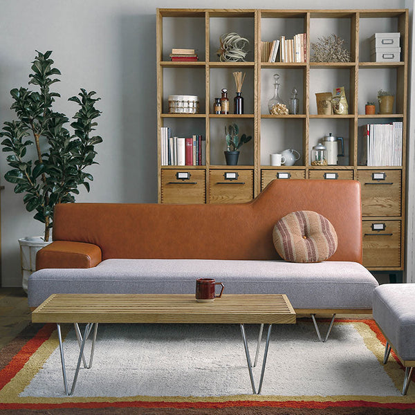 イメージ写真は、3人掛けソファの写真を使用しています。 #キャニオンブラウン×ライトグレー