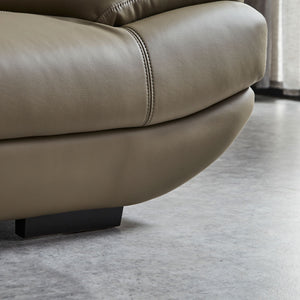 丸みがかった船底デザインがアクセントになっています。 #LT01 キャメル（レザーテックス アニリン）