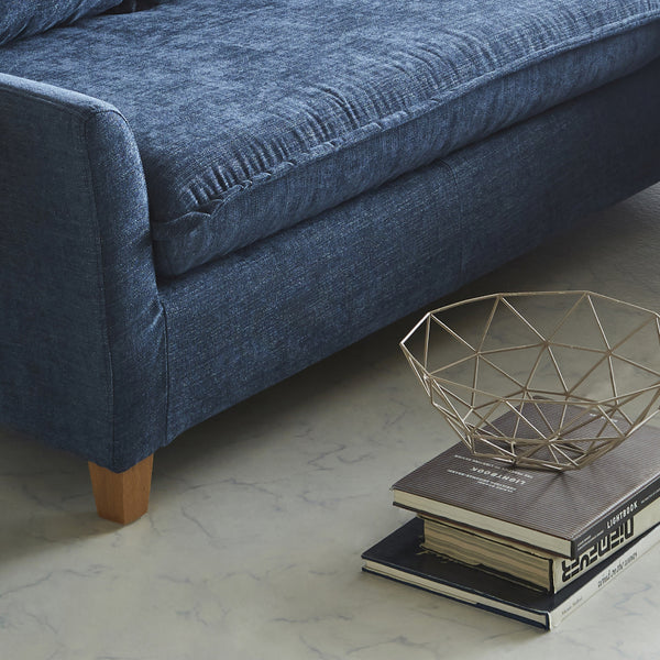 切れ目のない座面クッションはふんわり柔らかい掛け心地に設計。 #A41 カスタード（ファブリックAランク）