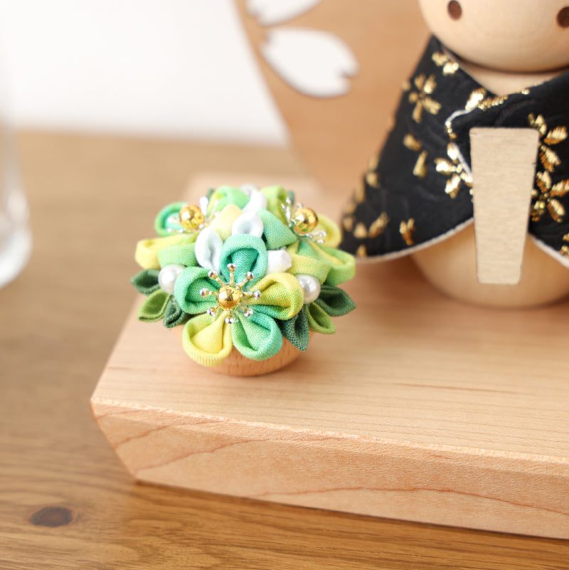 桜橘　京高木高　グレー 木製ひな人形 菊に桜 ステージ 桜橘