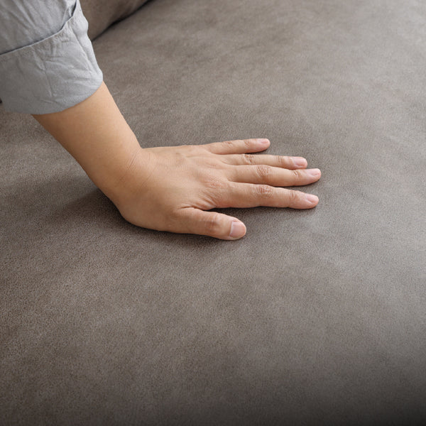 張地にはレザーテックス生地を使用。夏は通気性が良く、冬はひんやりしにくいので年中快適に過ごせます。 #PLT111 プラチナグレー×ET82 ロイヤルブラック（プライムレザーテックス）