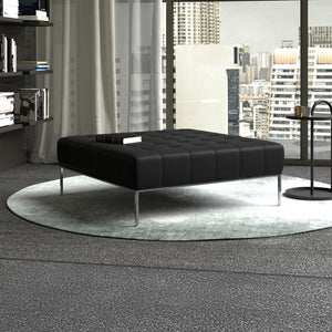 シックな高級アパレルブランドの店内に置かれているような洗練されたデザインの大型のオットマンです。 #LT01 キャメル（レザーテックス アニリン）