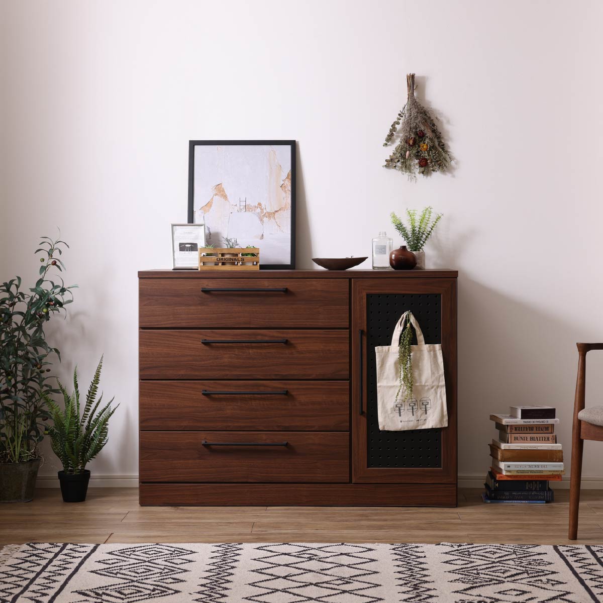 USA アシュレイ ファニチャー重厚感キャビネット USA アシュレイ ファニチャー重厚感キャビネット