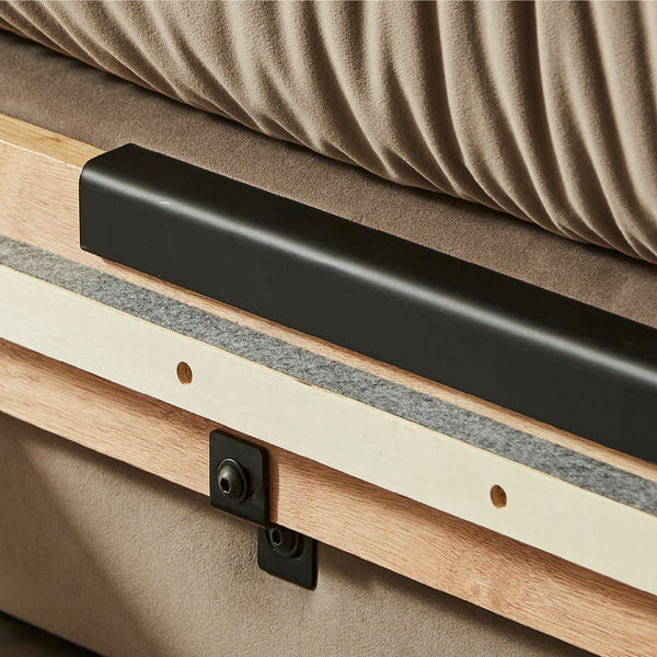 ベッドフレームとクッションは、<br> 専用金具でしっかり固定できる安定構造です。 #シングル #ベッドフレーム単体