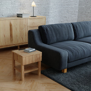 ナチュラルで軽やかな印象のサイドチェスト。リビングルームに取り入れても可愛らしいサイズ感です #Default Title