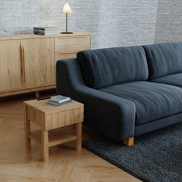 ナチュラルで軽やかな印象のサイドチェスト。リビングルームに取り入れても可愛らしいサイズ感です #Default Title