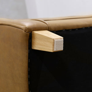 脚裏に同梱のフェルトをつければ、床に傷がつかず安心です。 #LT01 キャメル（レザーテックス アニリン）