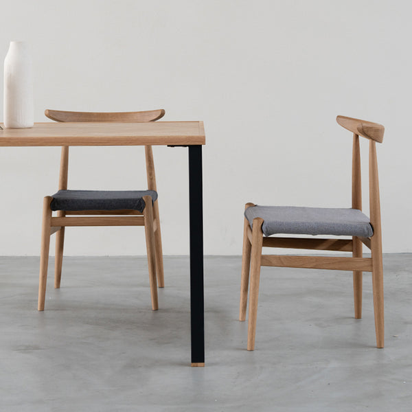 リス ダイニングチェア #本体：オーク / 座：合皮ブラック