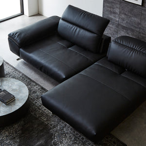 背部分は前後に動かすことも可能。 #LT01 キャメル（レザーテックス アニリン）