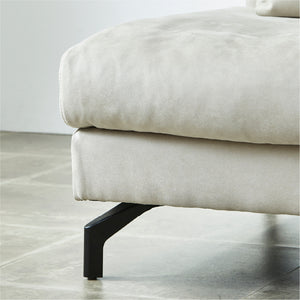 脚の独特な形状はソファとのバランスを最大限に考え、こだわり抜いた美しい仕上がり。 #LT01 キャメル（レザーテックス アニリン）