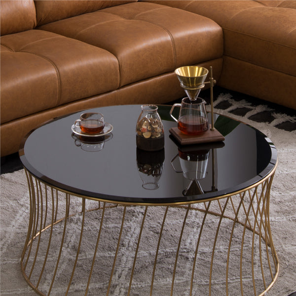 ガラス天板のエッジはカットすることで天板が立体的に見え、高級感を演出します。 #ブラック