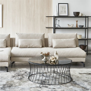 洗練されたヨーロピアンデザインの「グラシエーロ」。シリーズ商品との自由な組合せで、空間を彩ります。 #PLT111 プラチナグレー（プライムレザーテックス）