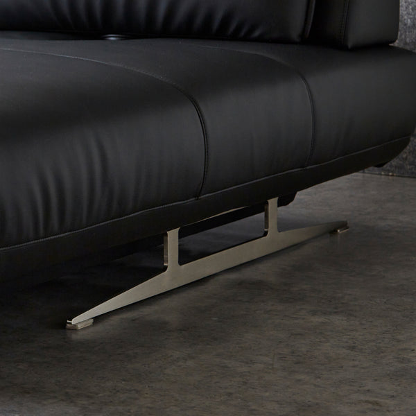 モダンでスタイリッシュなシルバー脚。 #LT01 キャメル（レザーテックス アニリン）