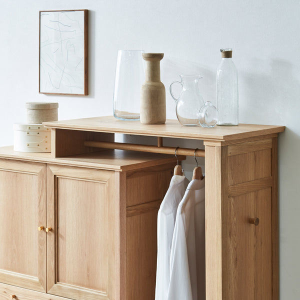 上部の棚板は雑貨や小物を飾ることができ、ディスプレイを楽しめます。 #Default Title