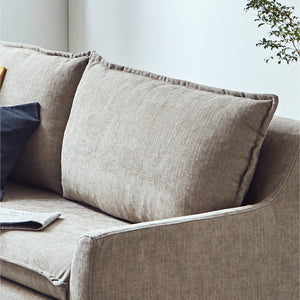 背面にはもっちりと密に詰まったシリコンフィルを使用。 #A41 カスタード（ファブリックAランク）