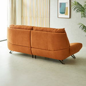 背面まで丁寧に仕上げられたデザインは、お部屋の中央に配置しても美しく映え、洗練された印象を与えます。 #PLT101 ブルースター（プライムレザーテックス）