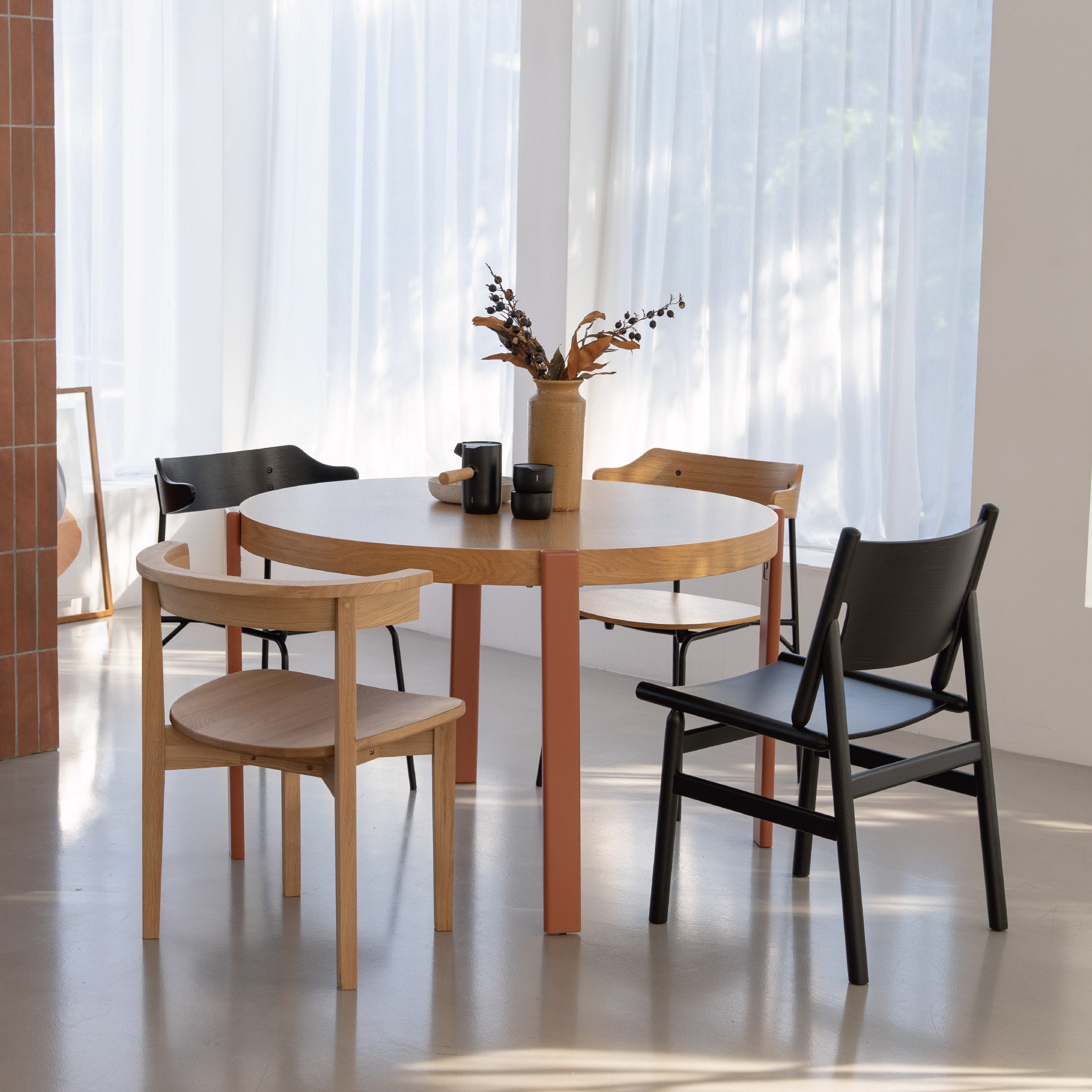 『KARE』カレ ダイニングチェア 食卓チェア チェア 椅子 RWcha57 ビバグレークローム ダイニングチェア * - ダイニングチェアの通販