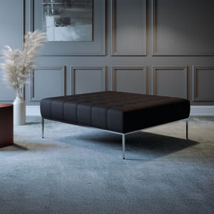 サイズは大きめでありながら、全体を通してすっきりとしたシャープな印象になっています。 #LT01 キャメル（レザーテックス アニリン）