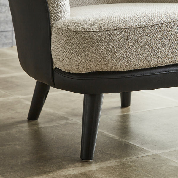 ファブリック×ユーロテック×アッシュ材の異素材の組み合わせ。 #Y81/ET82