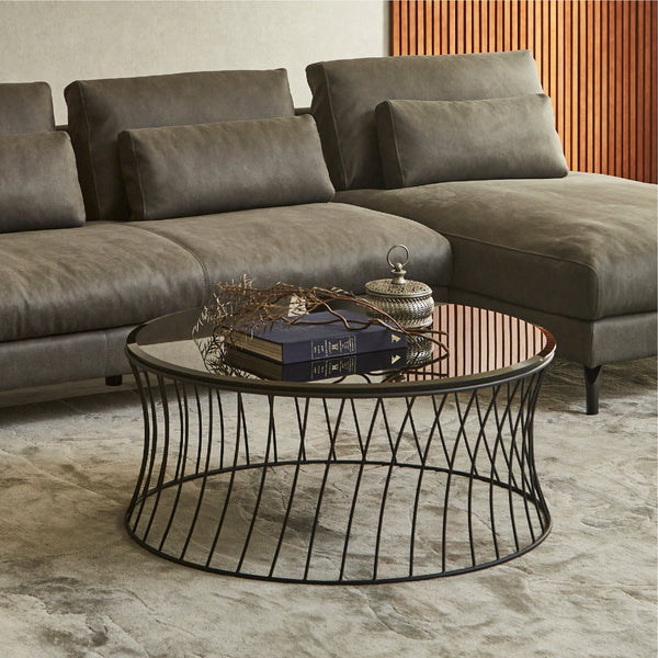 イタリアンデザインを取り入れたセンターテーブル「タンブル」。 #ブラック