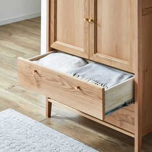 チェスト下部の引き出し収納はフルオープンレール仕様で、奥までしっかり手が届きます。 #Default Title