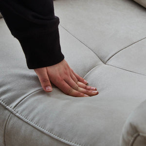 座面内部には2層の高密度ウレタンを使用しており、程よい硬さのため長時間座っていても疲れにくく快適です #PLT101 ブルースター（プライムレザーテックス）