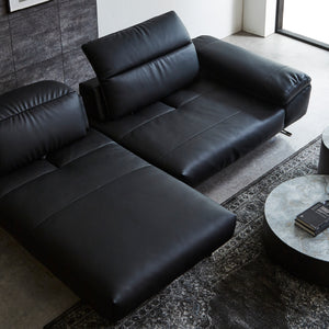 背部分は前後に動かすことも可能。 #LT01 キャメル（レザーテックス アニリン）