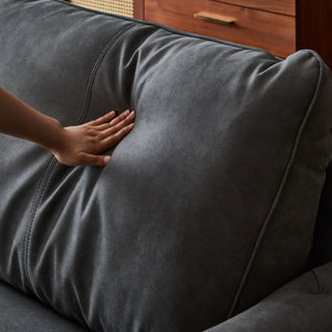 背にはもっちりとしたシリコンフィル、座には高密度ウレタンフォームを使用し上質な座りを実現しました。 #LT04 クラフトベージュ（レザーテックス アニリン）