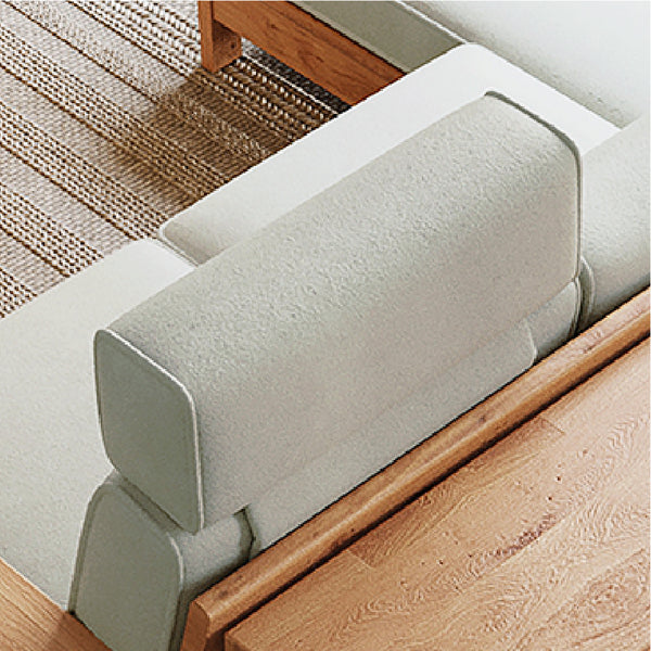 張地はソファと同じオリジナル素材のレザーテックスを採用。年中快適にお使いいただけます。 #LT01 キャメル（レザーテックス アニリン）