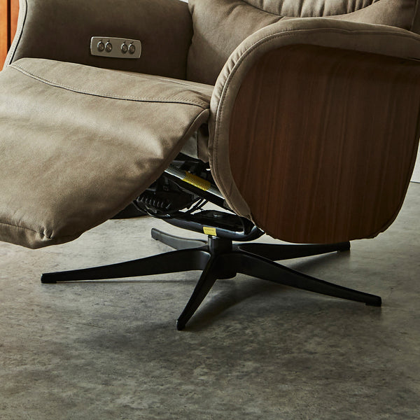 スムーズな動作や静音設計を誇るOKIN社製モーターを採用。高い安全品質基準をクリアしています。 #PLT112 ヨーロピアングレー（プライムレザーテックス）