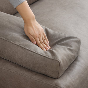 張地にはレザーテックス生地を使用。夏は通気性が良く、冬はひんやりしにくいので年中快適に過ごせます。 #PLT111 プラチナグレー（プライムレザーテックス）