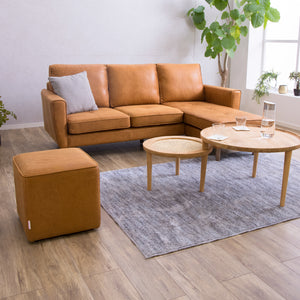 様々なシーンに自然に溶け込めることをイメージしました。 #R11 シュガーベージュ（ファブリックAランク）