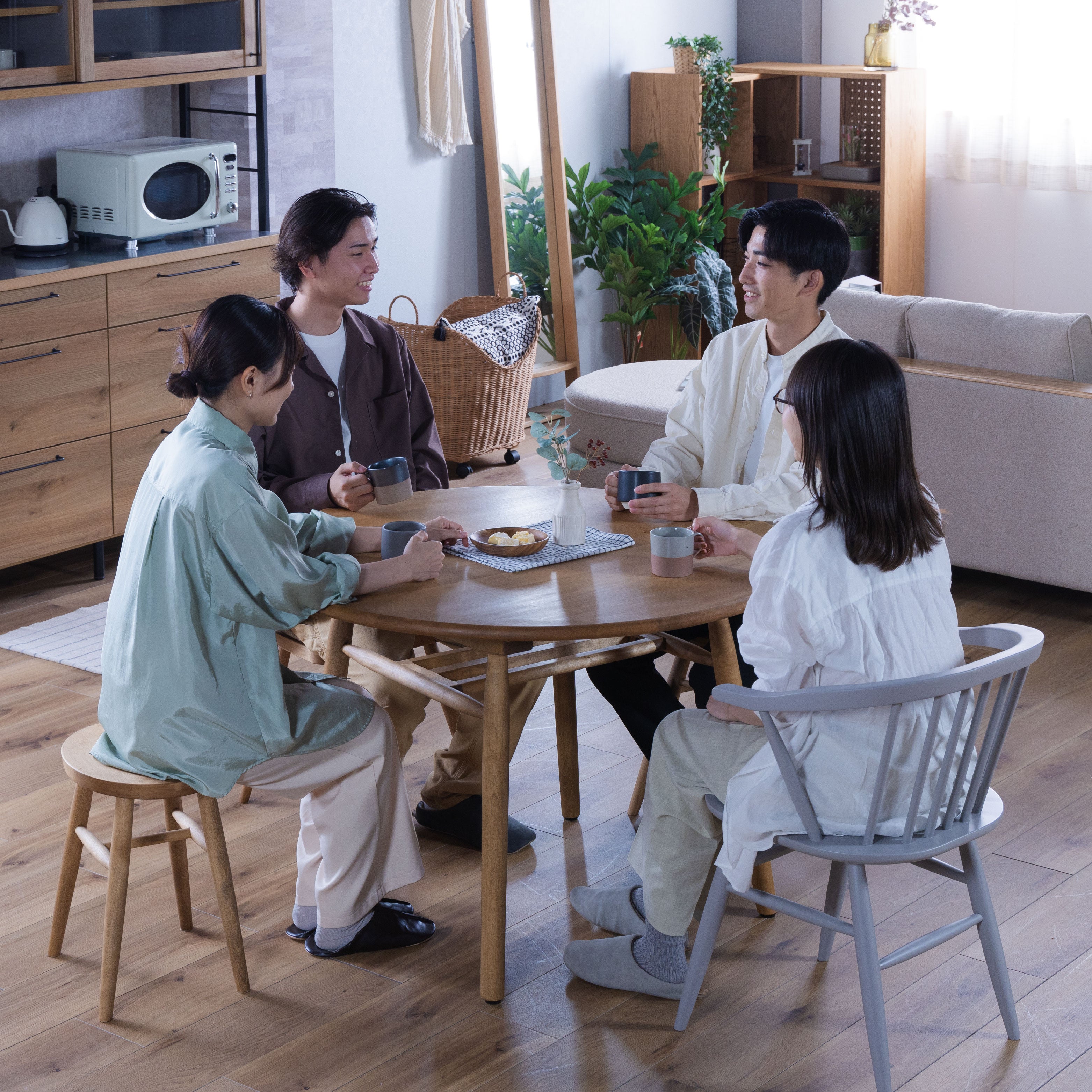 円形木製ダイニングテーブル 90cm （KANADEMONO） hg-sh-8640-001.jpg