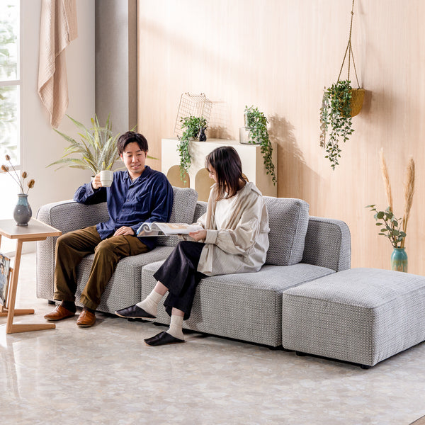 ※こちらの画像は、左からコーナー＋1人掛け＋オットマンを組み合わせています。カラーはルクソールグレーです。 #サンドベージュ #ブークレ生地