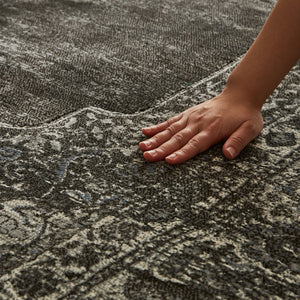 凹凸がなく、程よい長さの毛足が特徴。オールシーズン快適にご使用いただけます。 #160cm×230cm