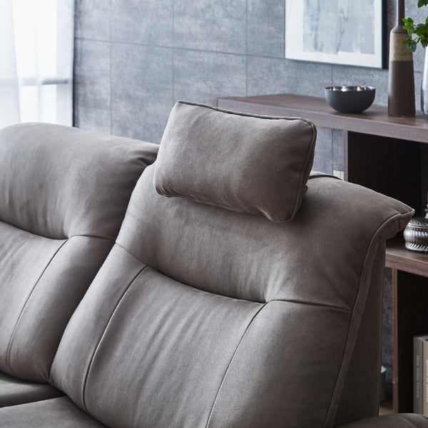 クッション背面の布を、ソファに掛けることで簡易的なヘッドレストとして使用できます。 #PLT101 ブルースター（プライムレザーテックス） #プライム レザーテックス